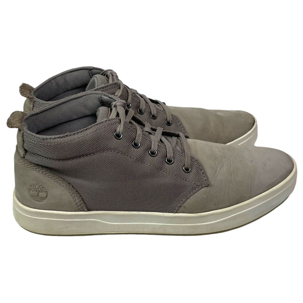 Timberland Davis Square Medium Grey Nubuck Chukka Shoe / Men's Size 11 A1SES